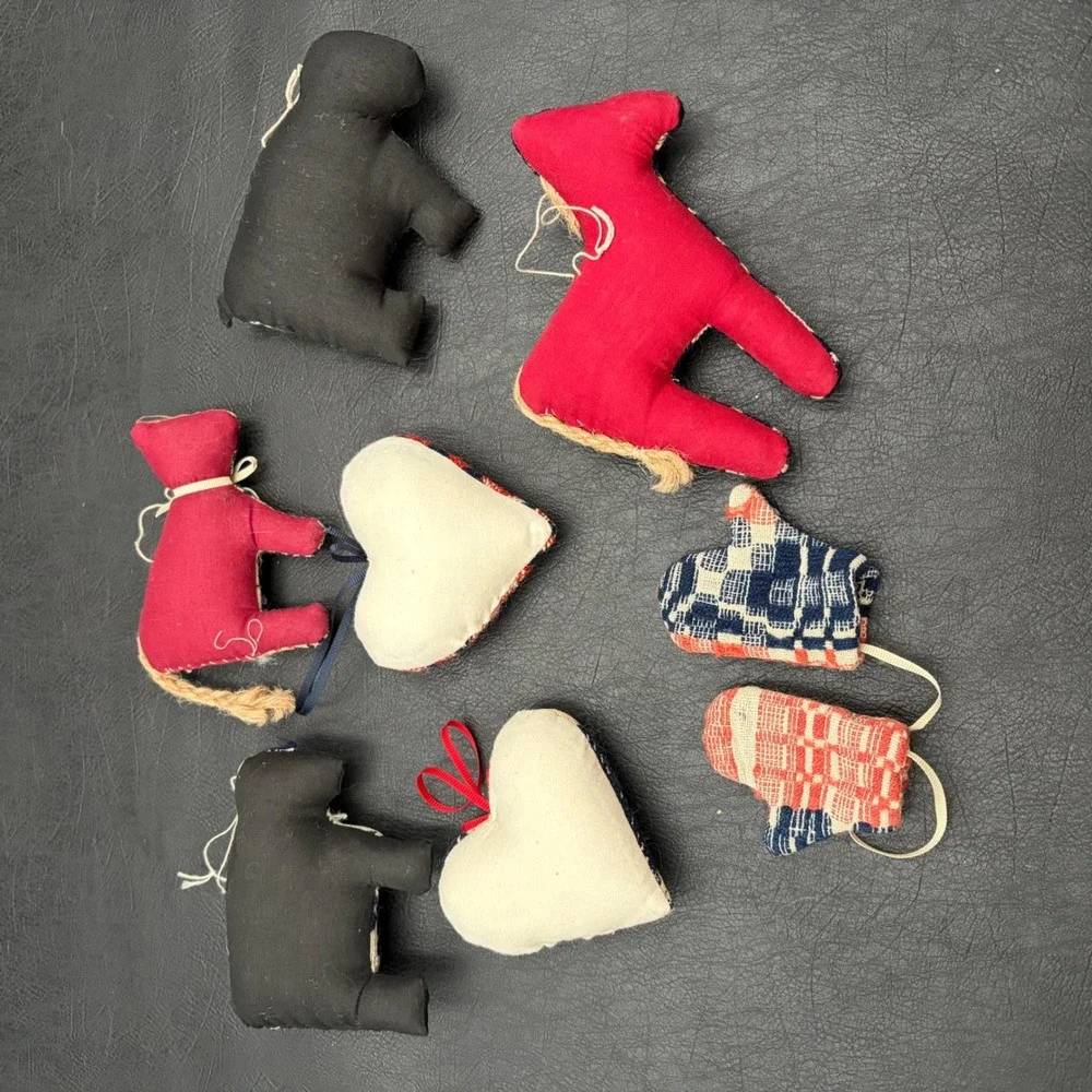 8pc Vintage Style Woven Fabric Folk Art Ornaments Sheep Horse Heart Mitten Decor